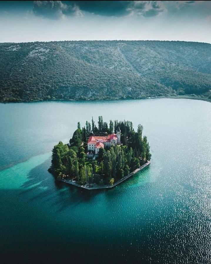 Krka Fairytale Little Castle Hotell Skradin Exteriör bild